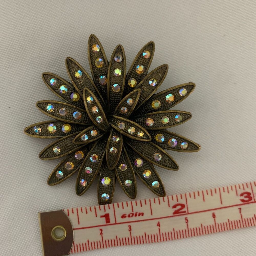 Vintage Sea Urchin Brooch N1,1980's Gold Iridescence Color Rhinestone Brooch - Picture 3 of 13